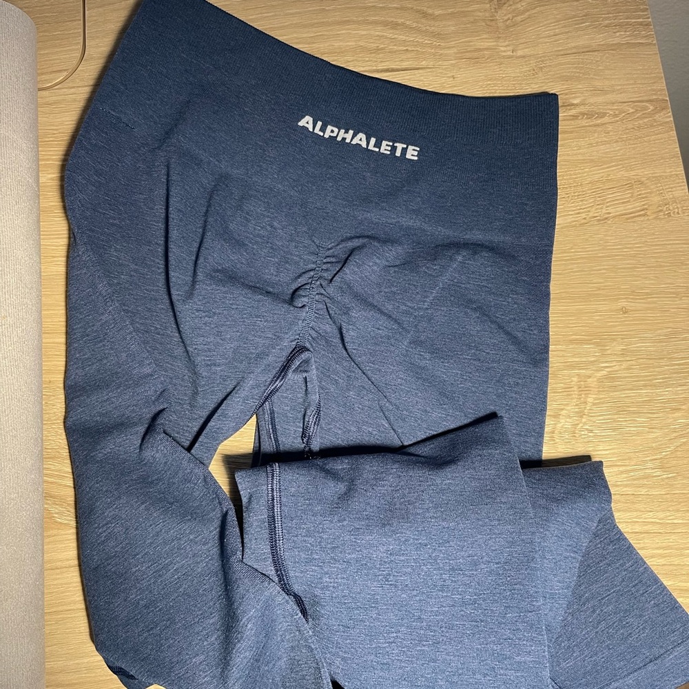 Alphalete amplify leggings